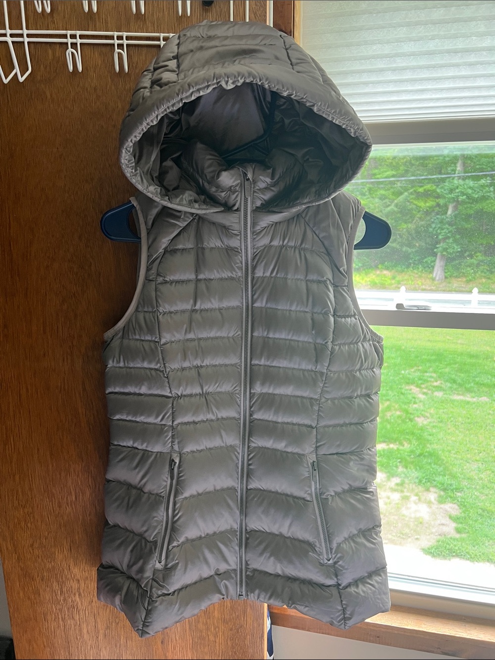 lululemon Women’s Hooded Quilted Puffer Vest - Light Gray/Purple